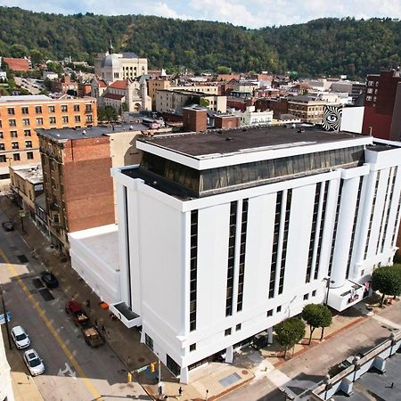 Mclure Hotel Wheeling Buitenkant foto